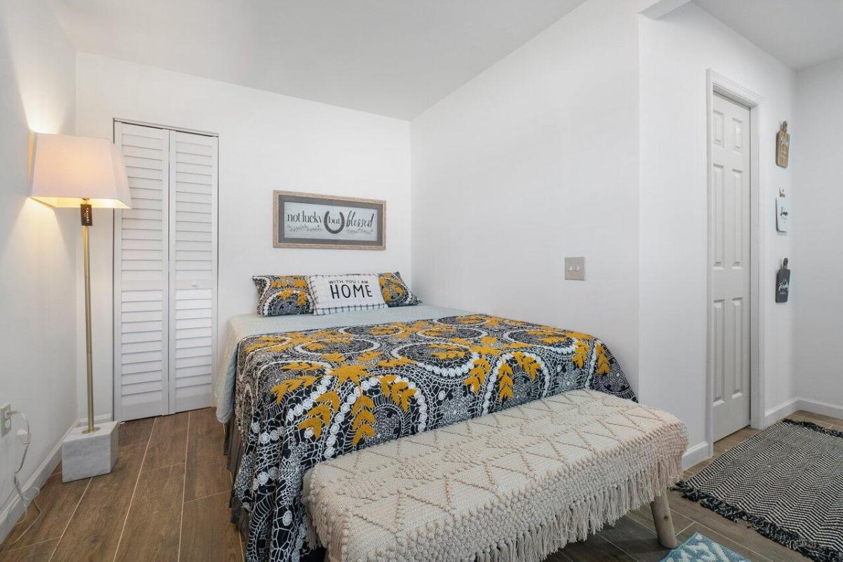 MLS #RX-11142970 image #0