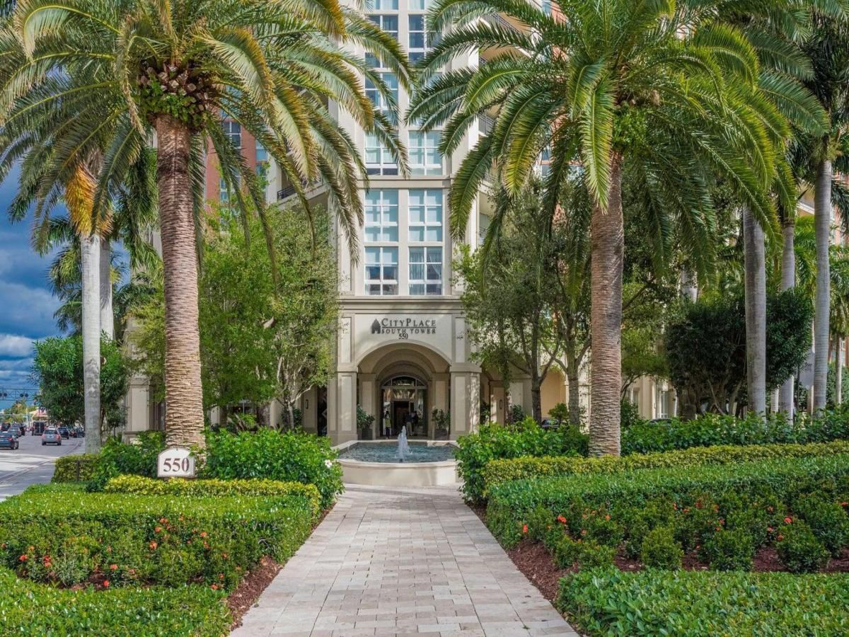 MLS #RX-11143580 image #0