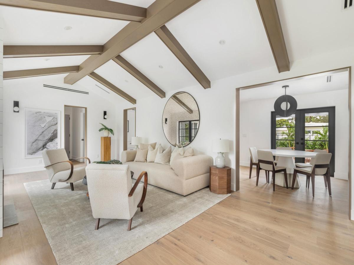 MLS #RX-11143646 image #0