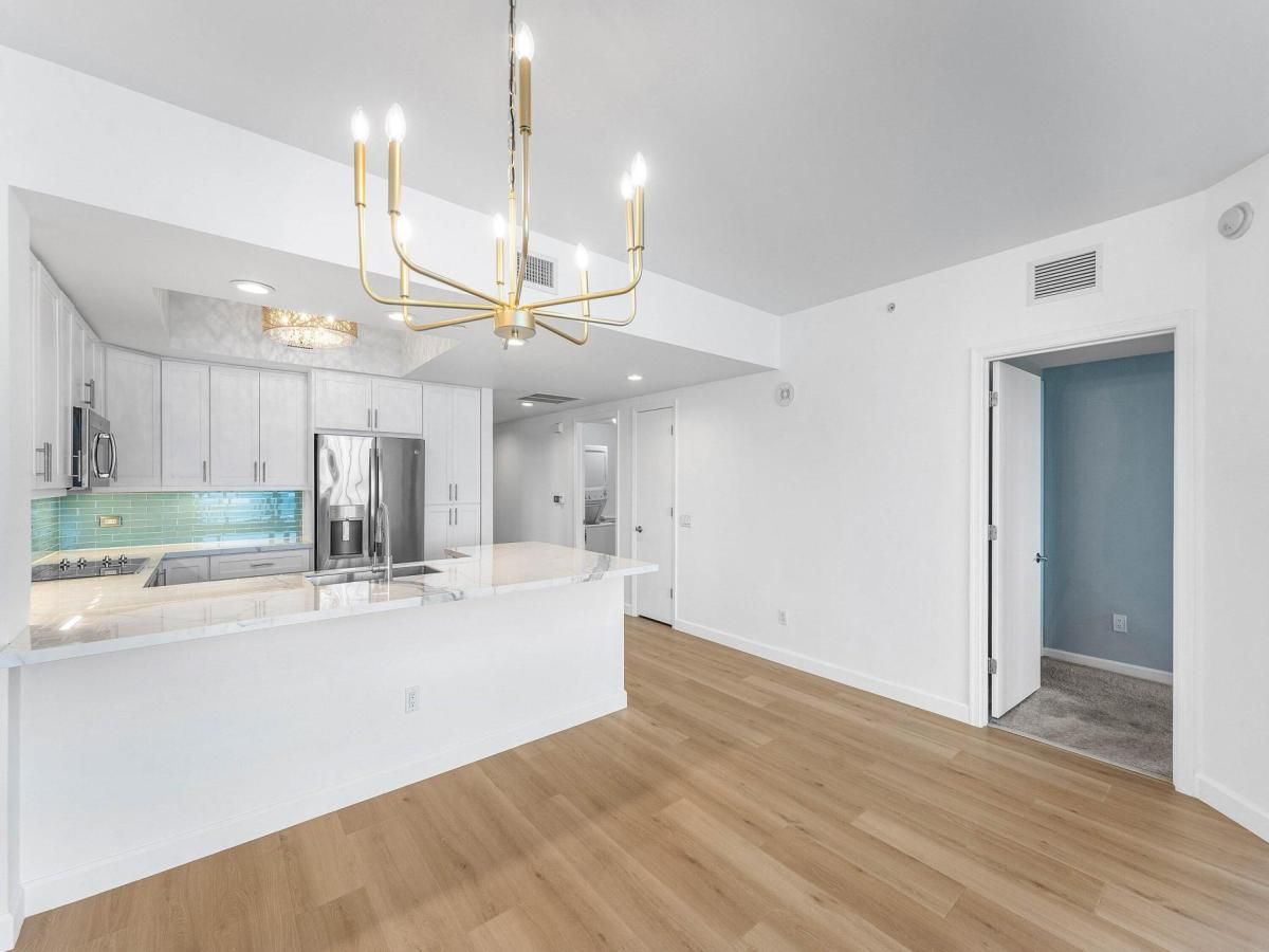 MLS #RX-11064418 image #0