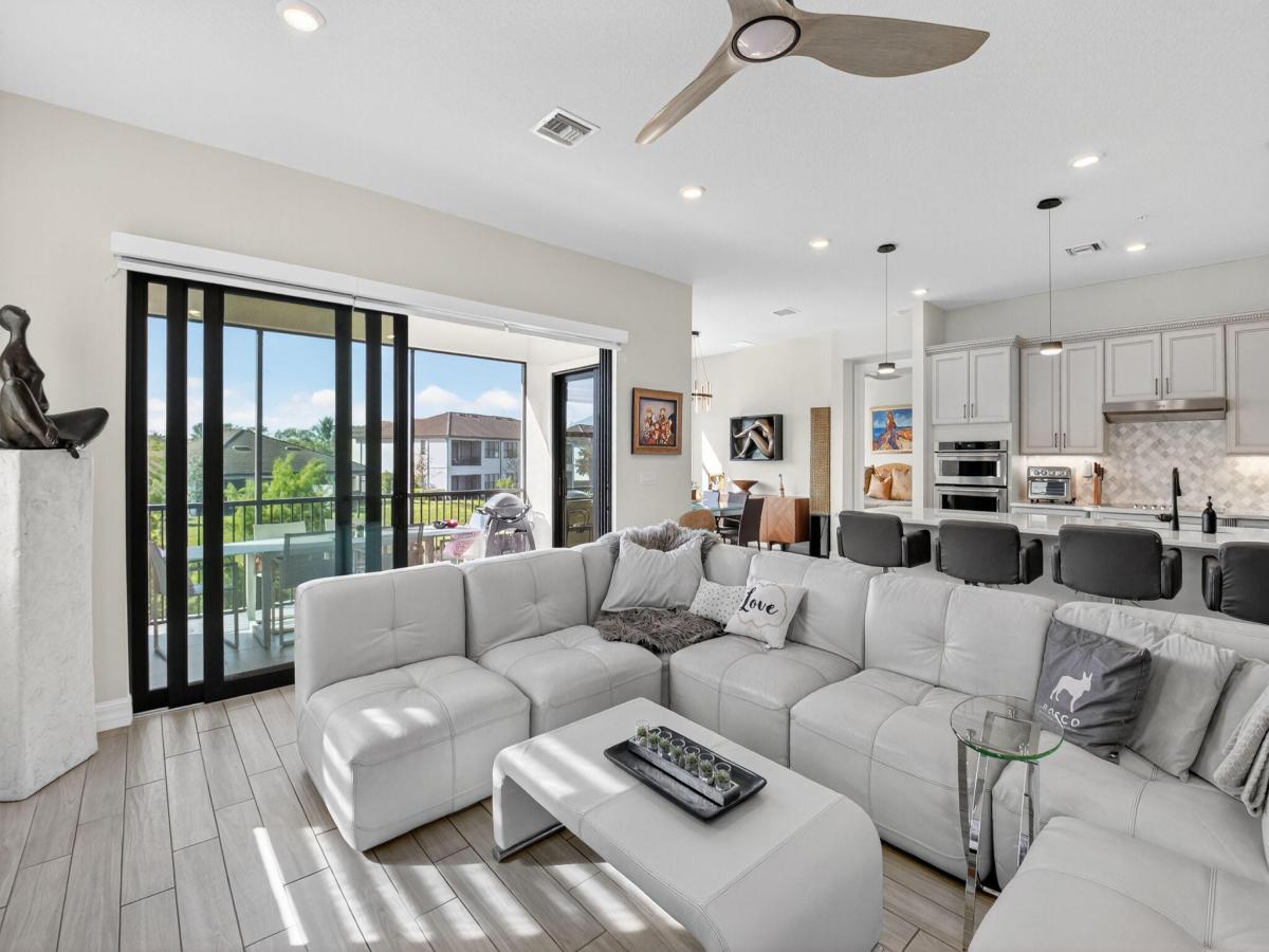 MLS #RX-11143802 image #0