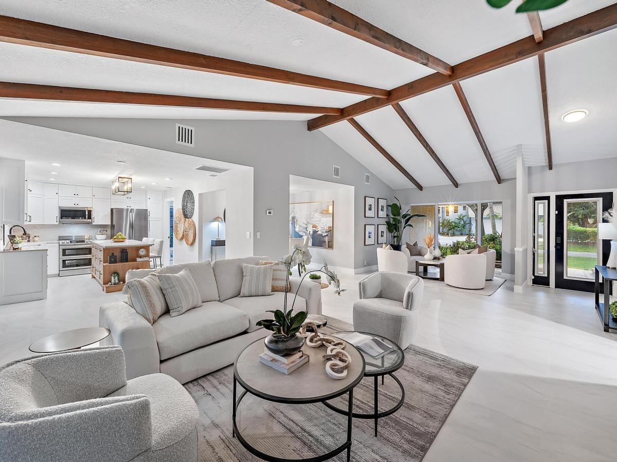 MLS #RX-11143832 image #0