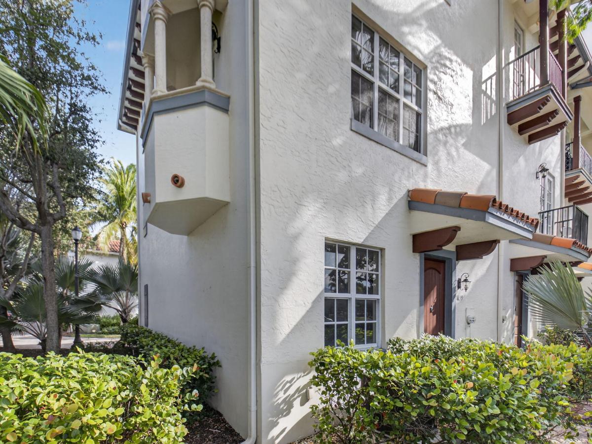 MLS #RX-11143838 image #0