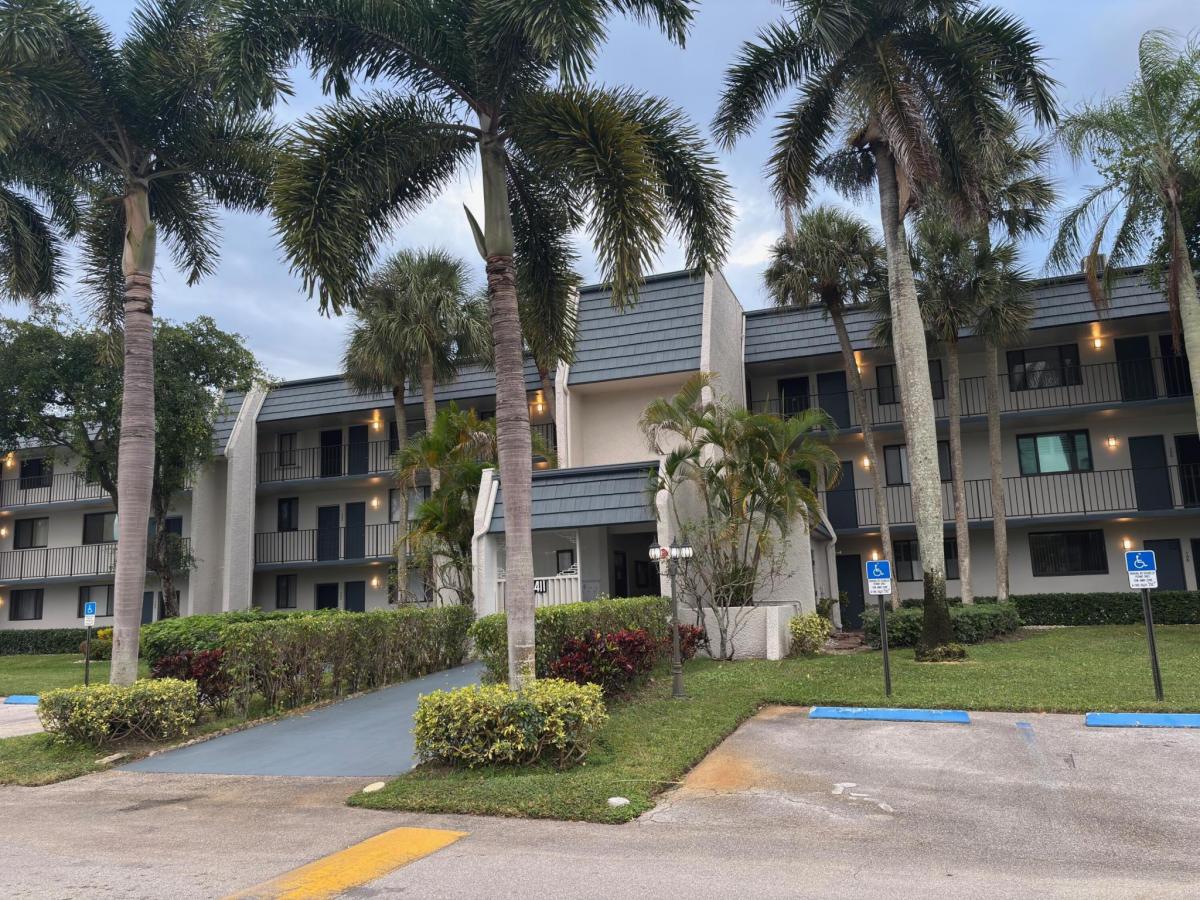 MLS #RX-11143955 image #0