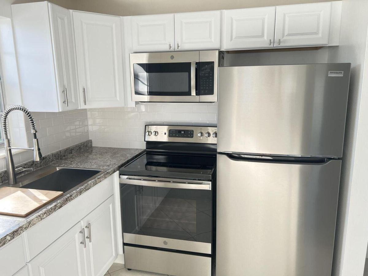 MLS #RX-11143965 image #0