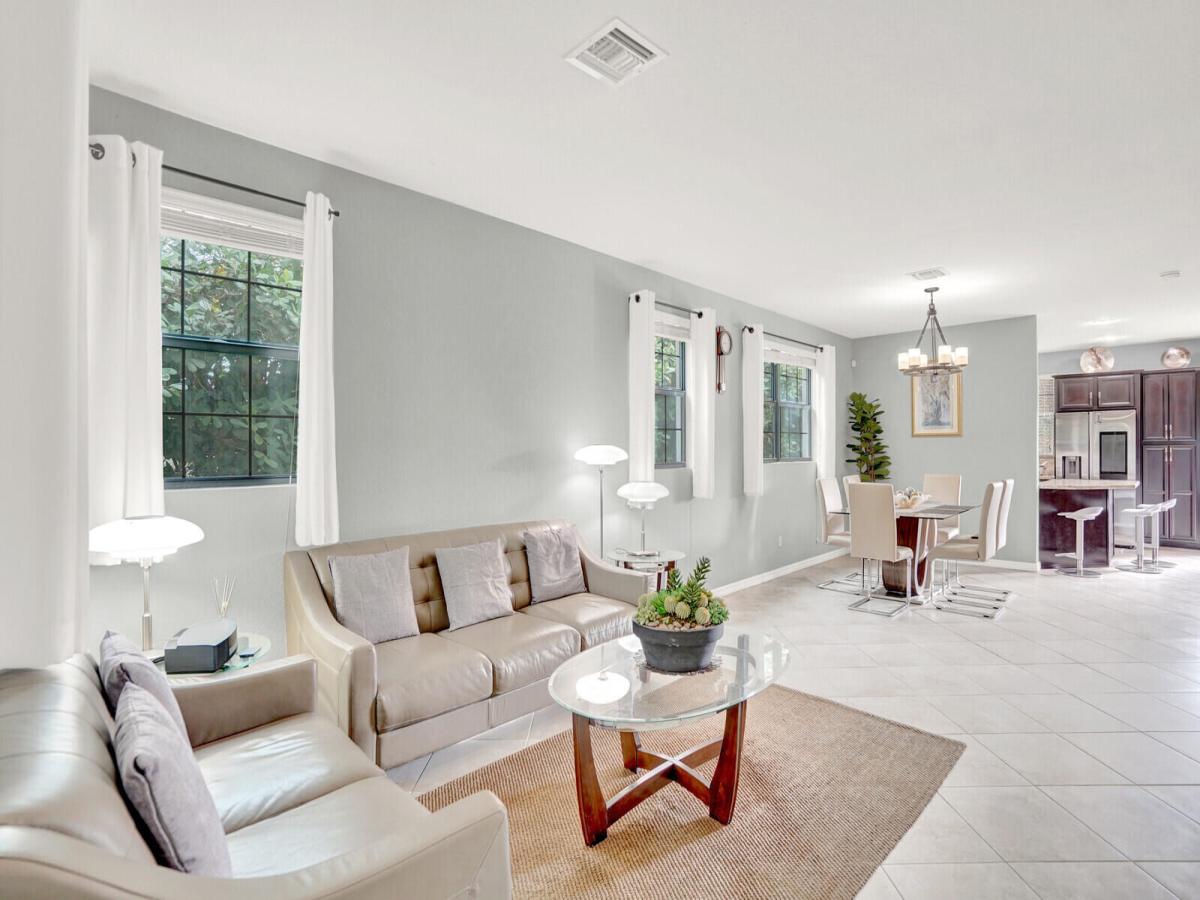 MLS #RX-11143987 image #0