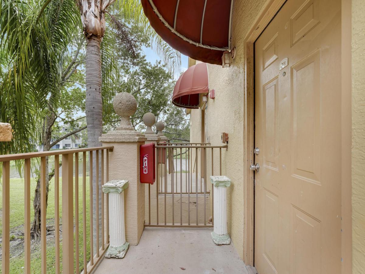 MLS #RX-11144015 image #0