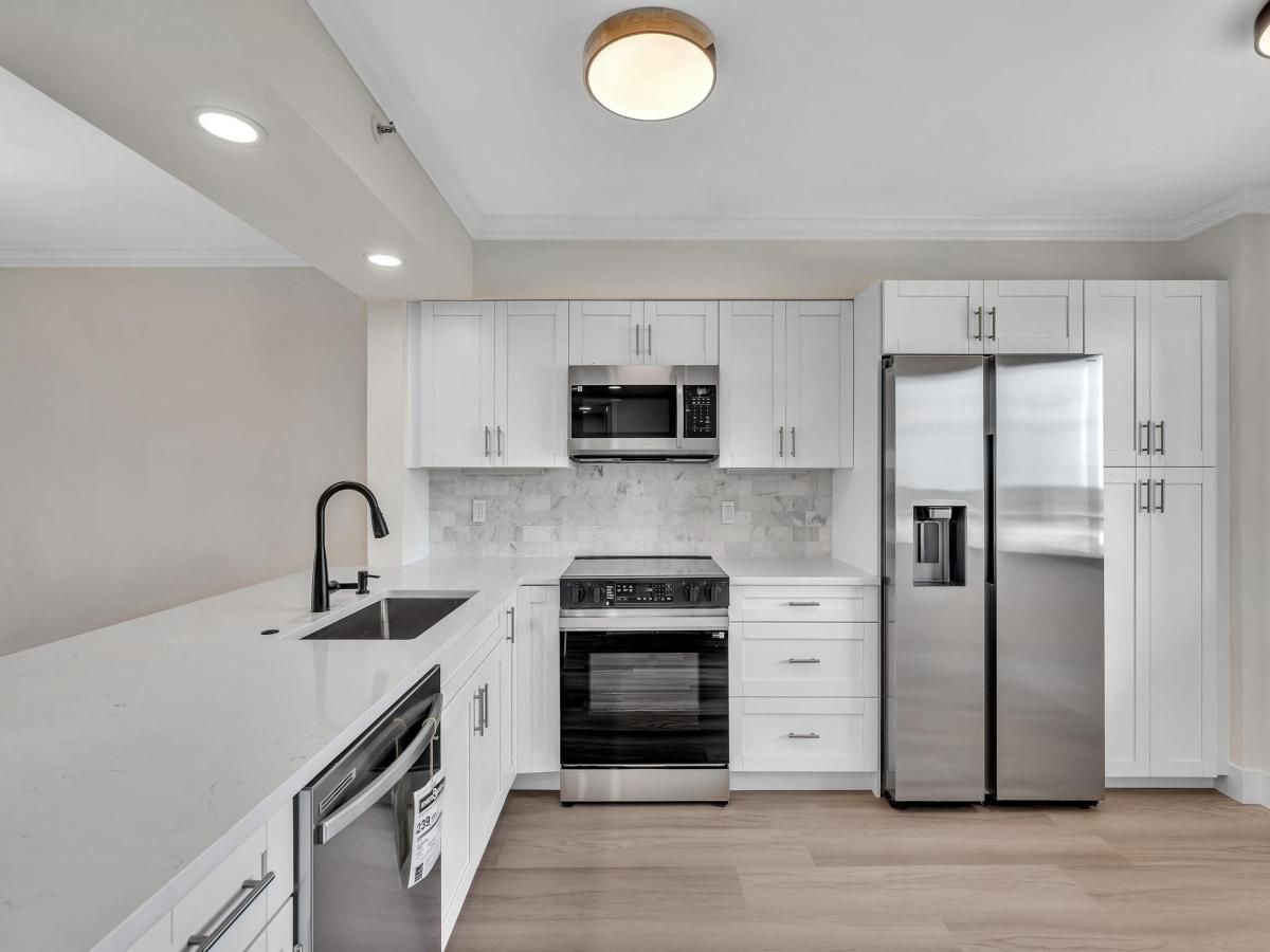 MLS #RX-11058193 image #0