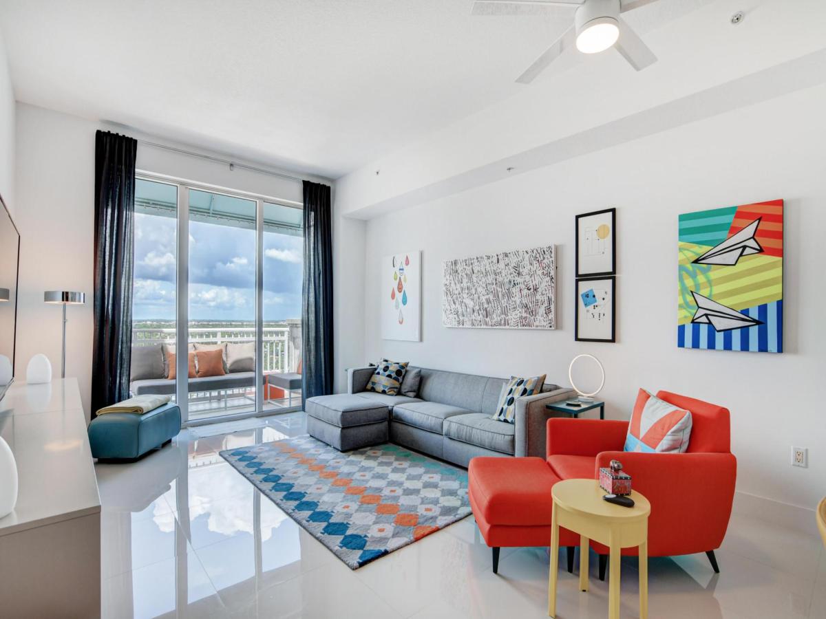 MLS #RX-11143117 image #0