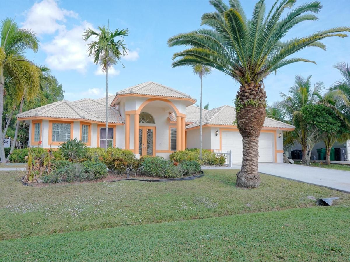 MLS #RX-10591576 image #0