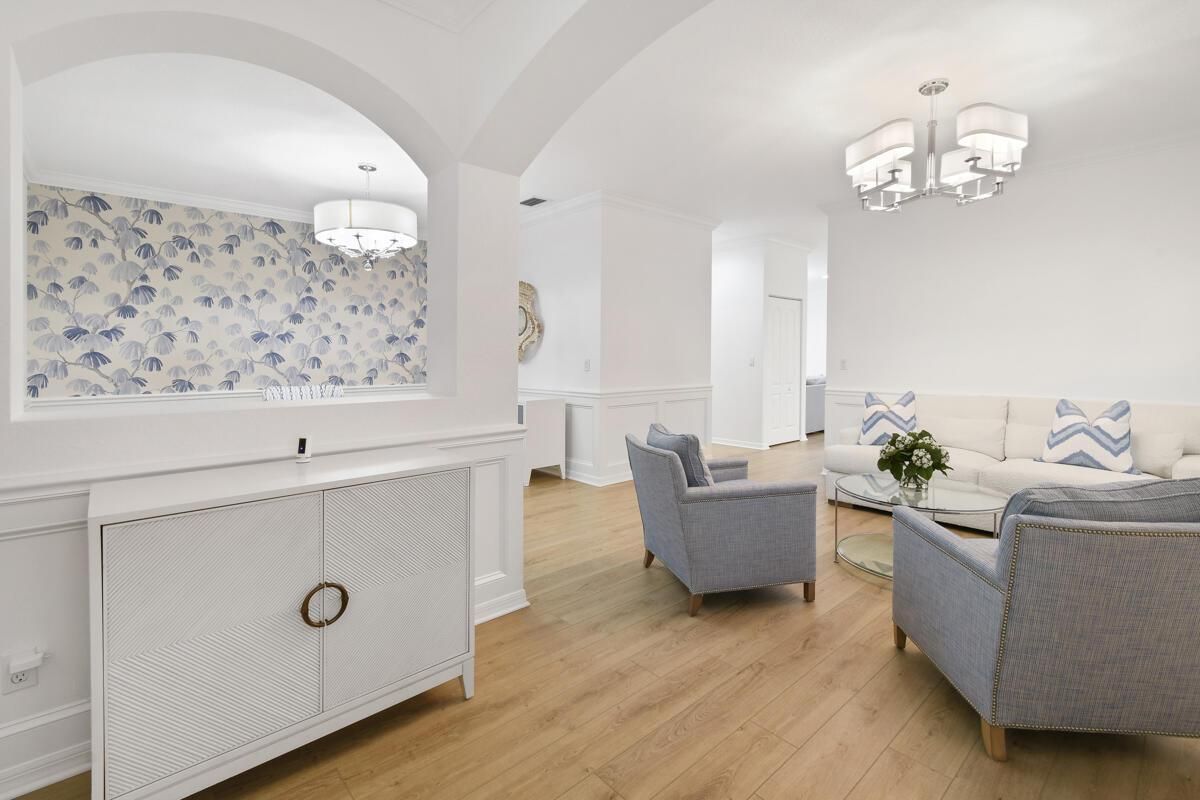 MLS #RX-11145025 image #0