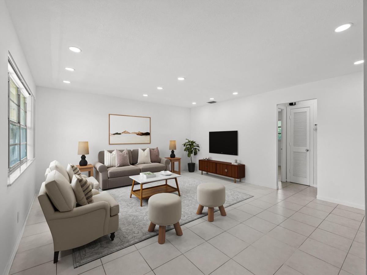 MLS #RX-11145080 image #0