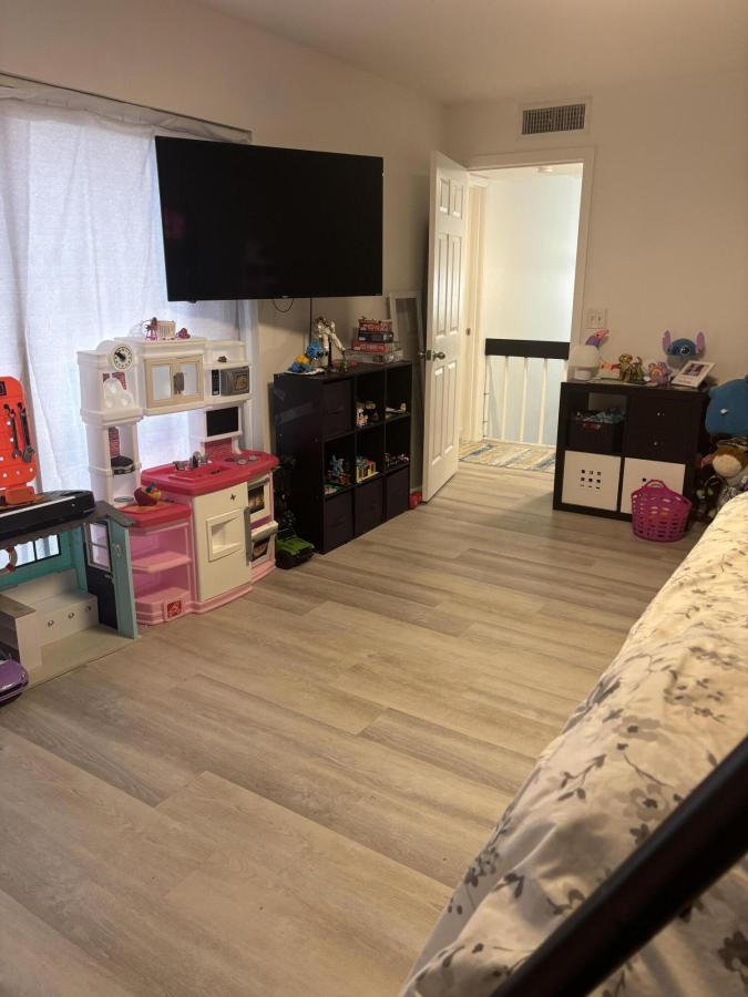 MLS #RX-11145137 image #0