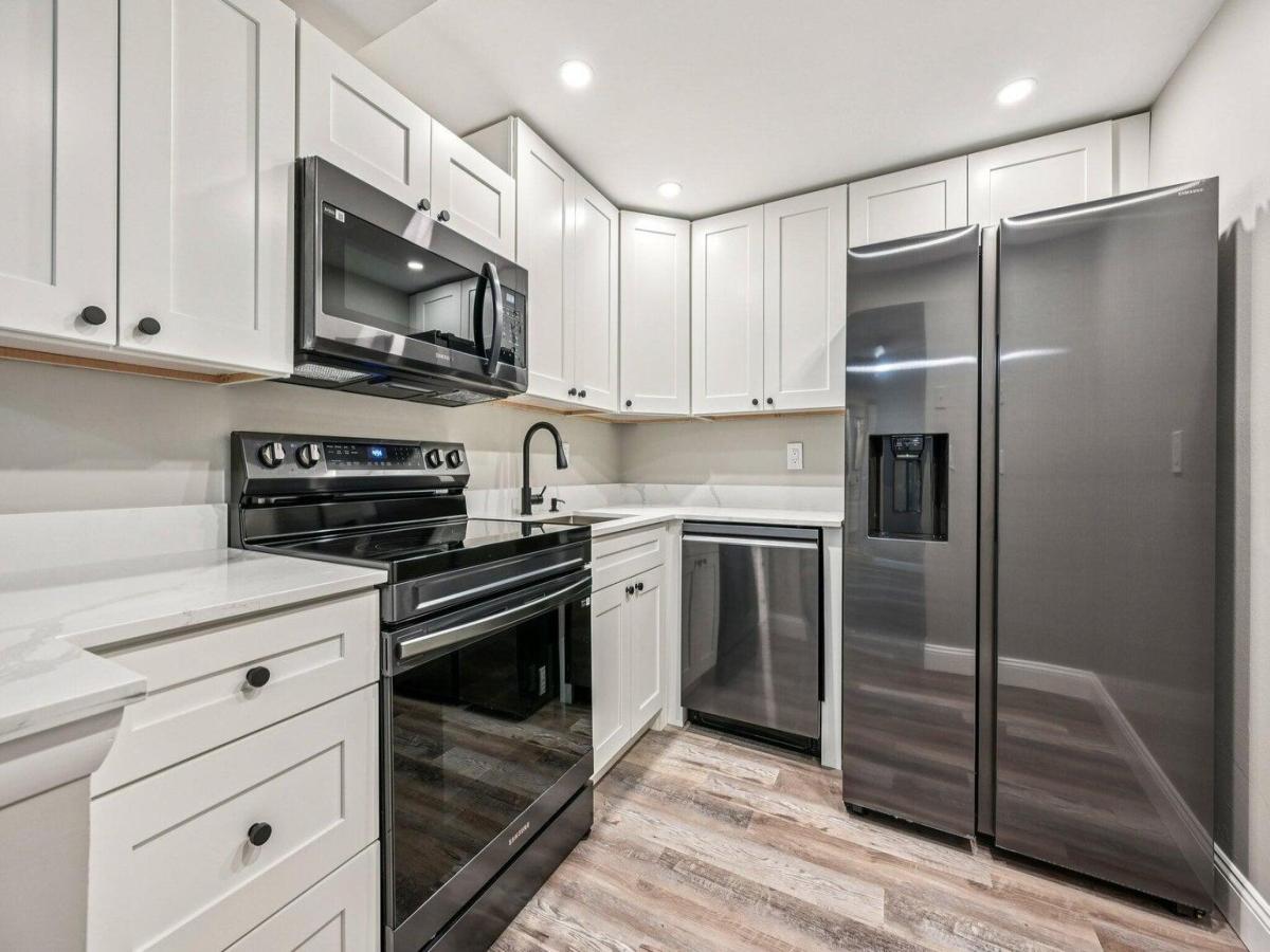 MLS #RX-11145665 image #0