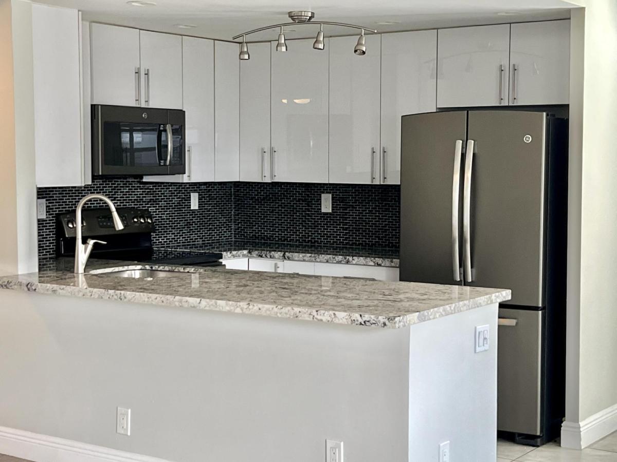 MLS #RX-11145729 image #0