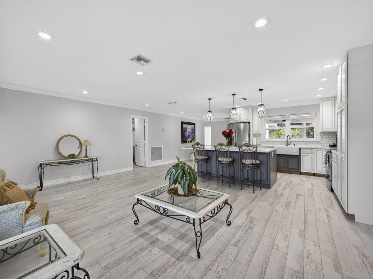 MLS #RX-11146161 image #0