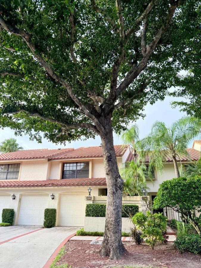 MLS #RX-11146210 image #0