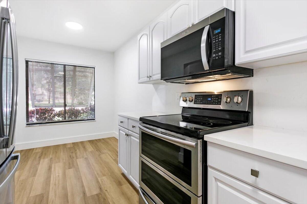 MLS #RX-11146239 image #0