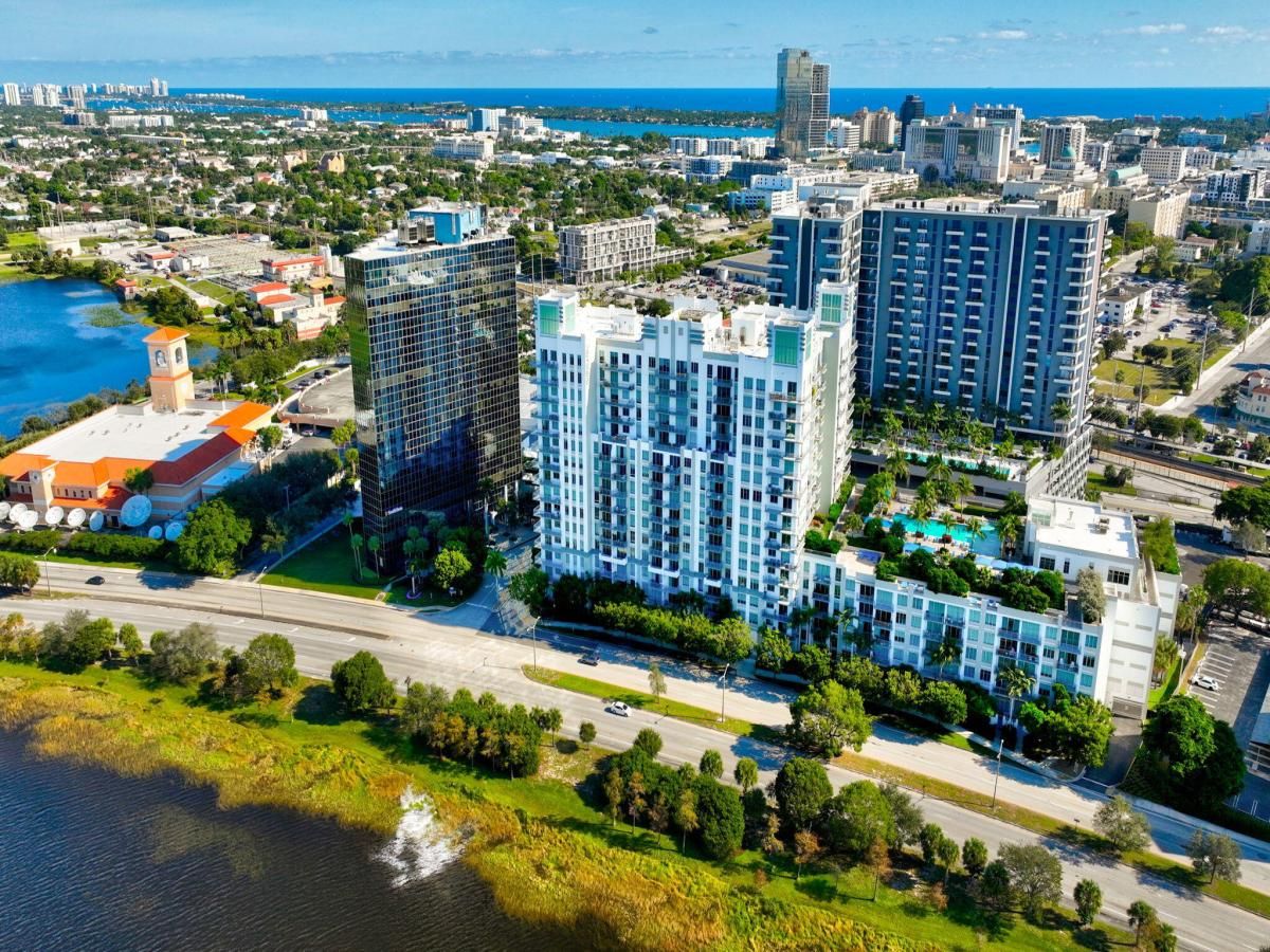 MLS #RX-11146331 image #0