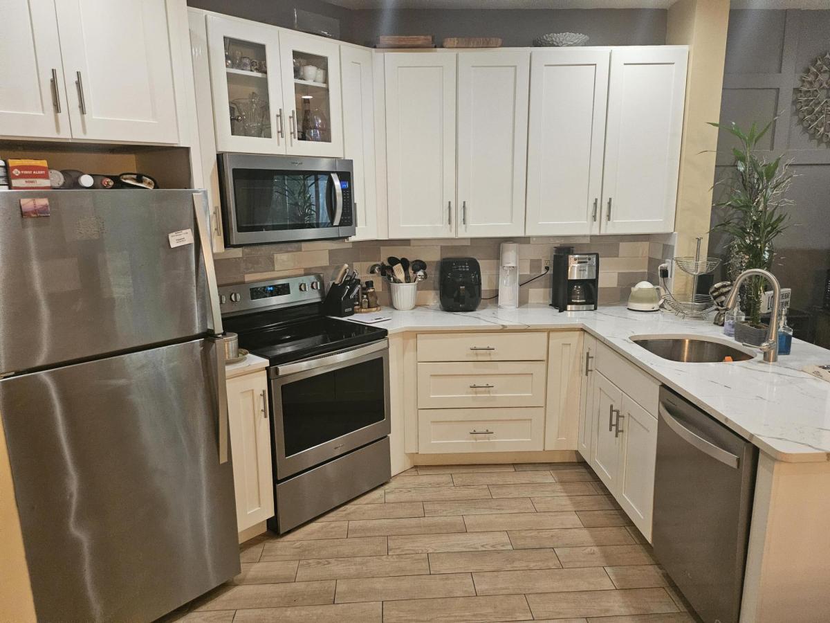 MLS #RX-11146335 image #0