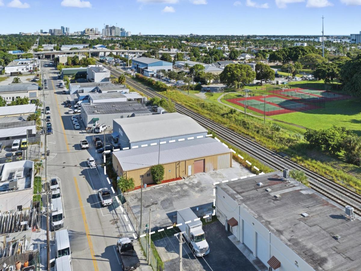 MLS #RX-11146431 image #0