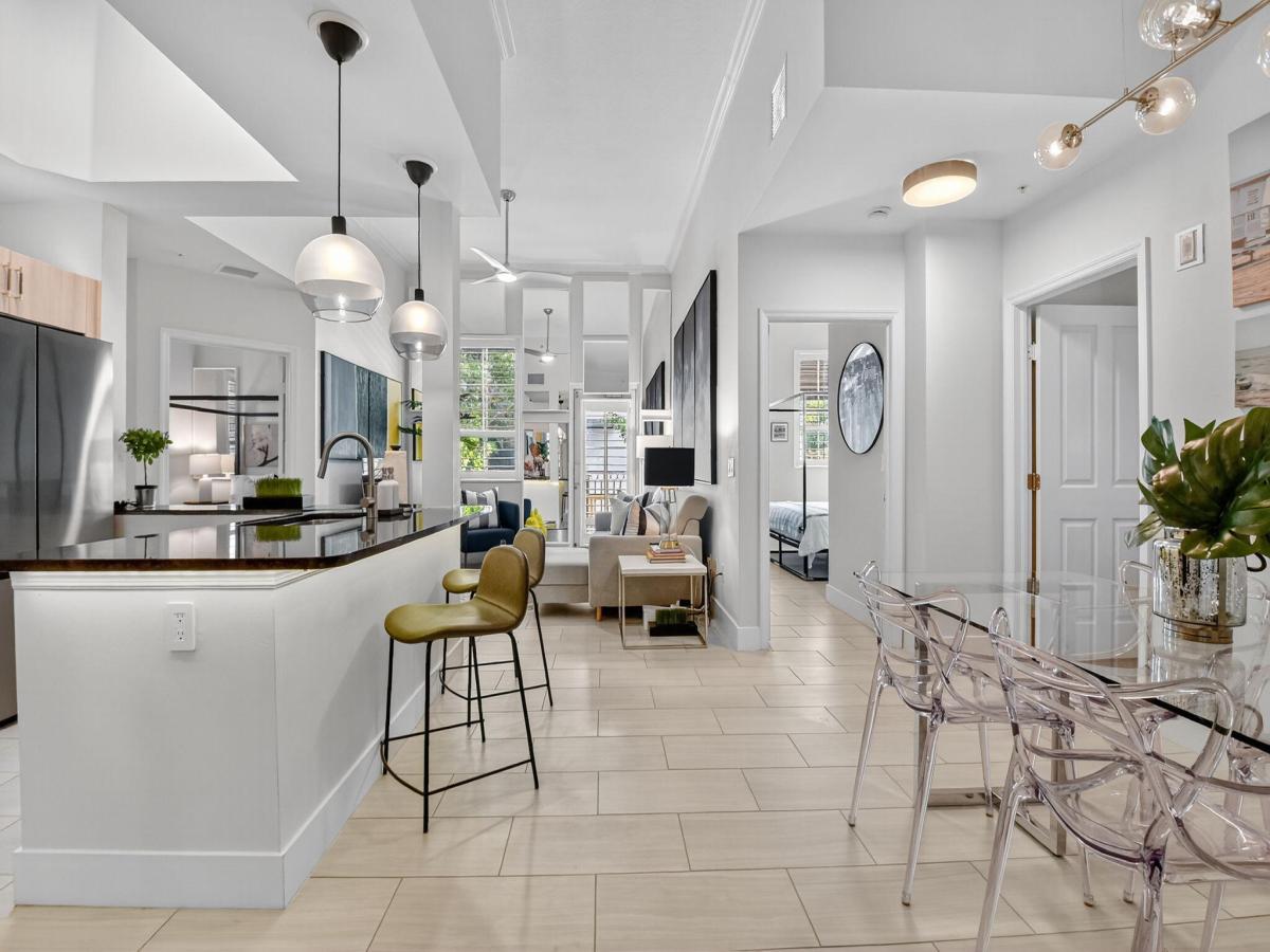 MLS #RX-11113608 image #0