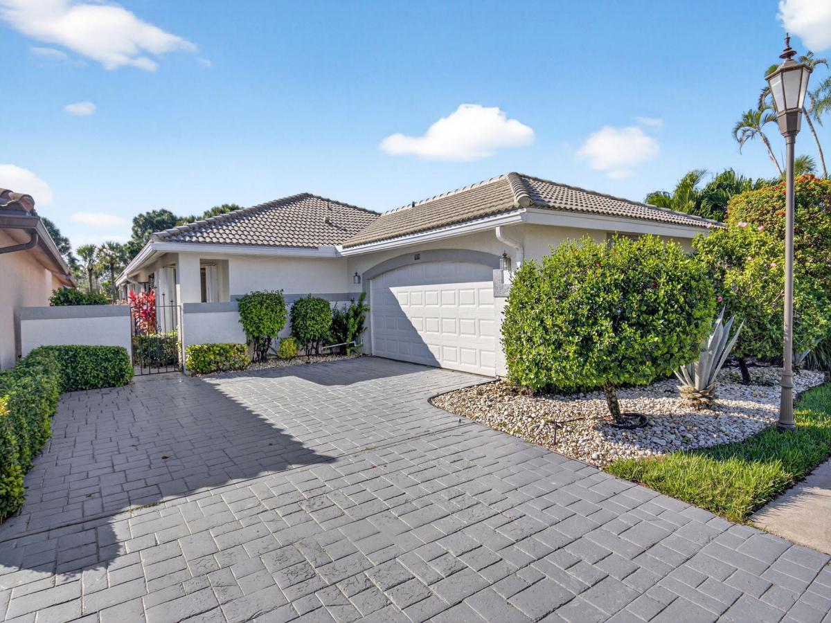 MLS #RX-11147174 image #0