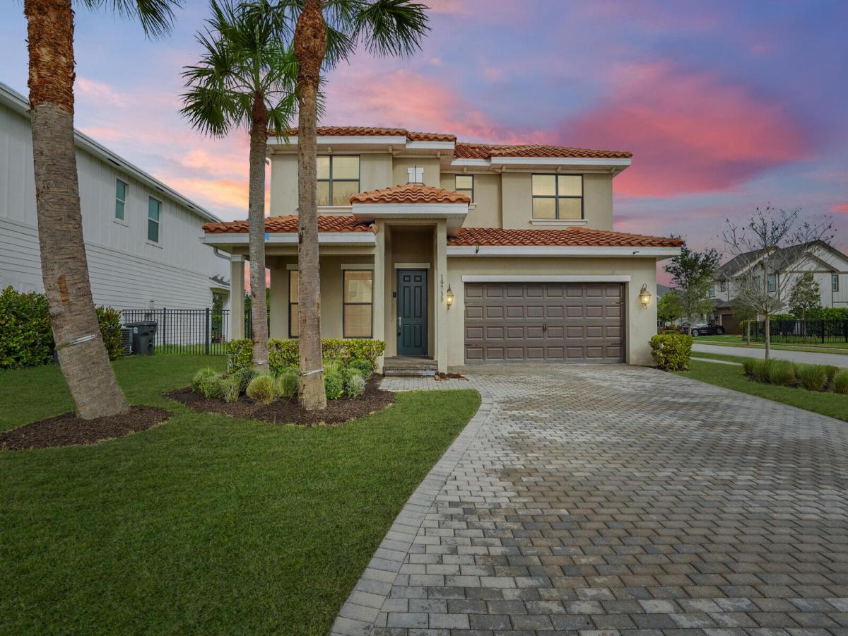 MLS #RX-11147217 image #0