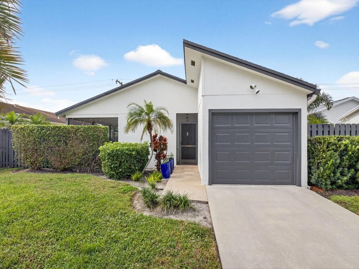 MLS #RX-11147329 image #0