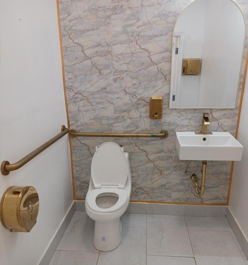 MLS #RX-11147590 image #0