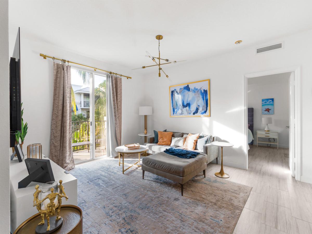 MLS #RX-11147593 image #0