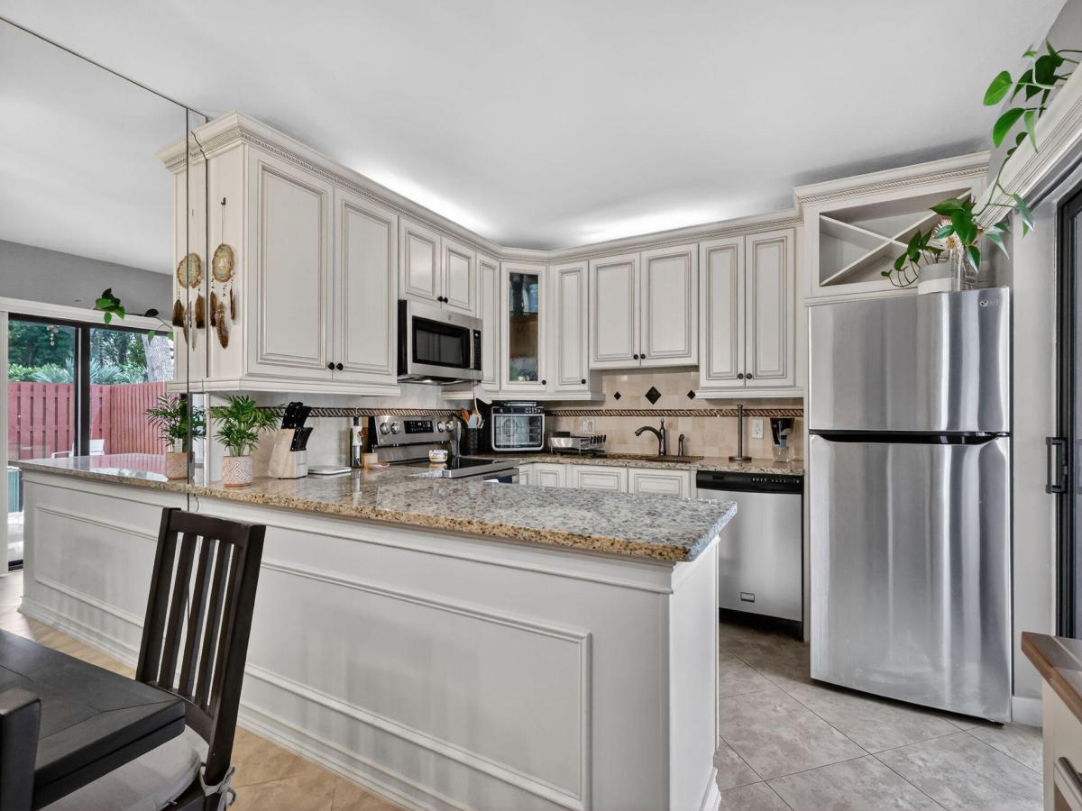 MLS #RX-11147729 image #0