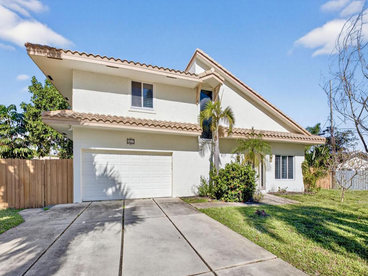 MLS #RX-11148338 image #0