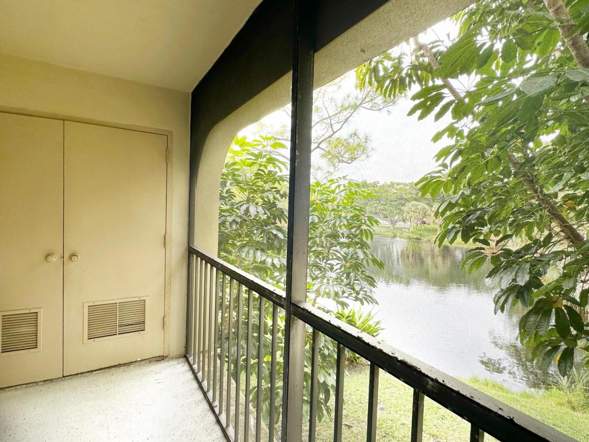 MLS #RX-11149287 image #0