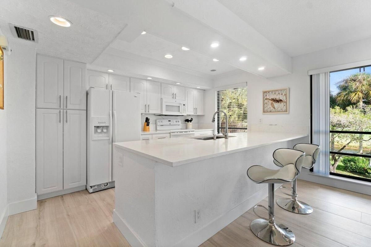 MLS #RX-11149453 image #0