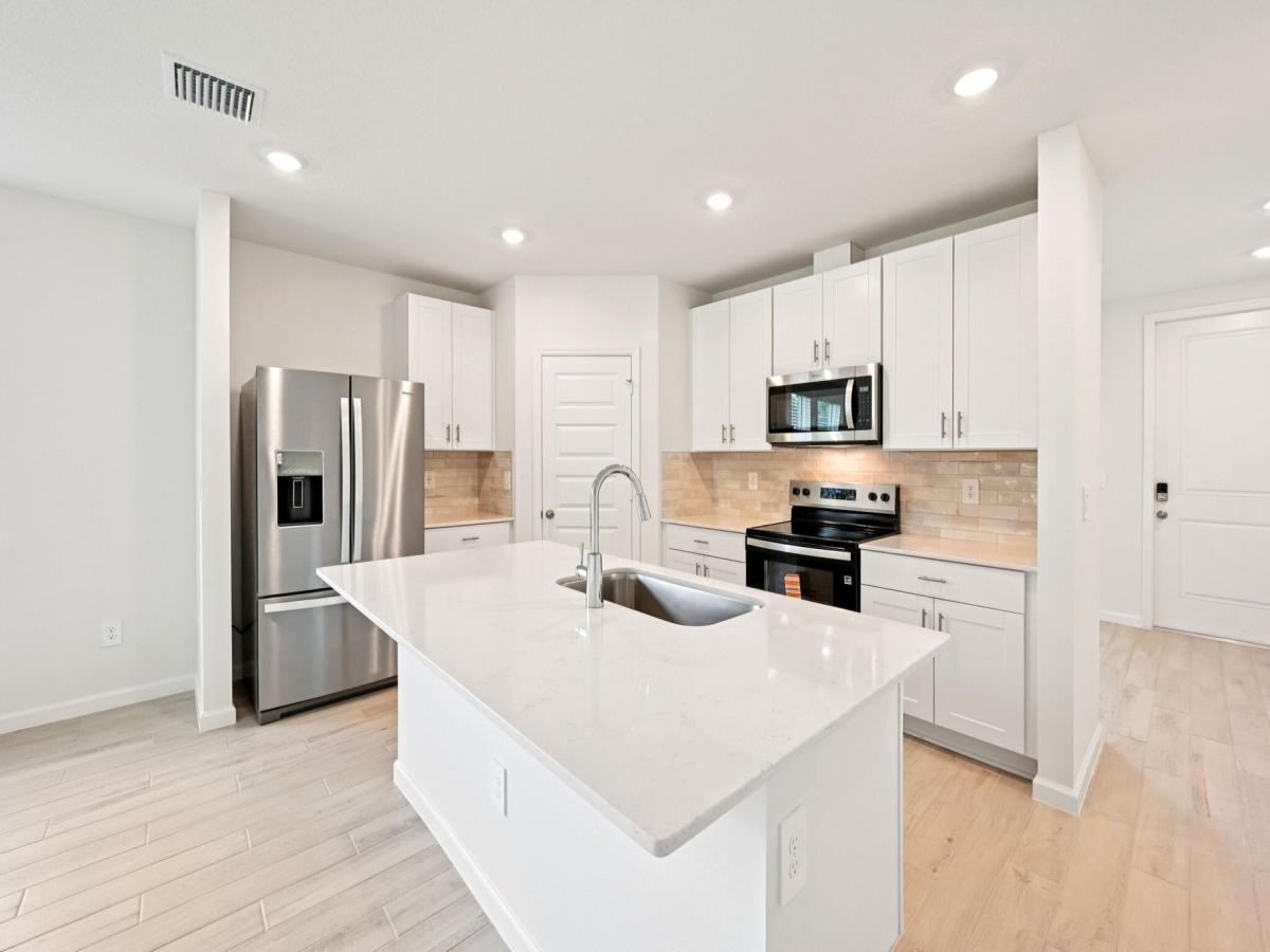 MLS #RX-11149472 image #0