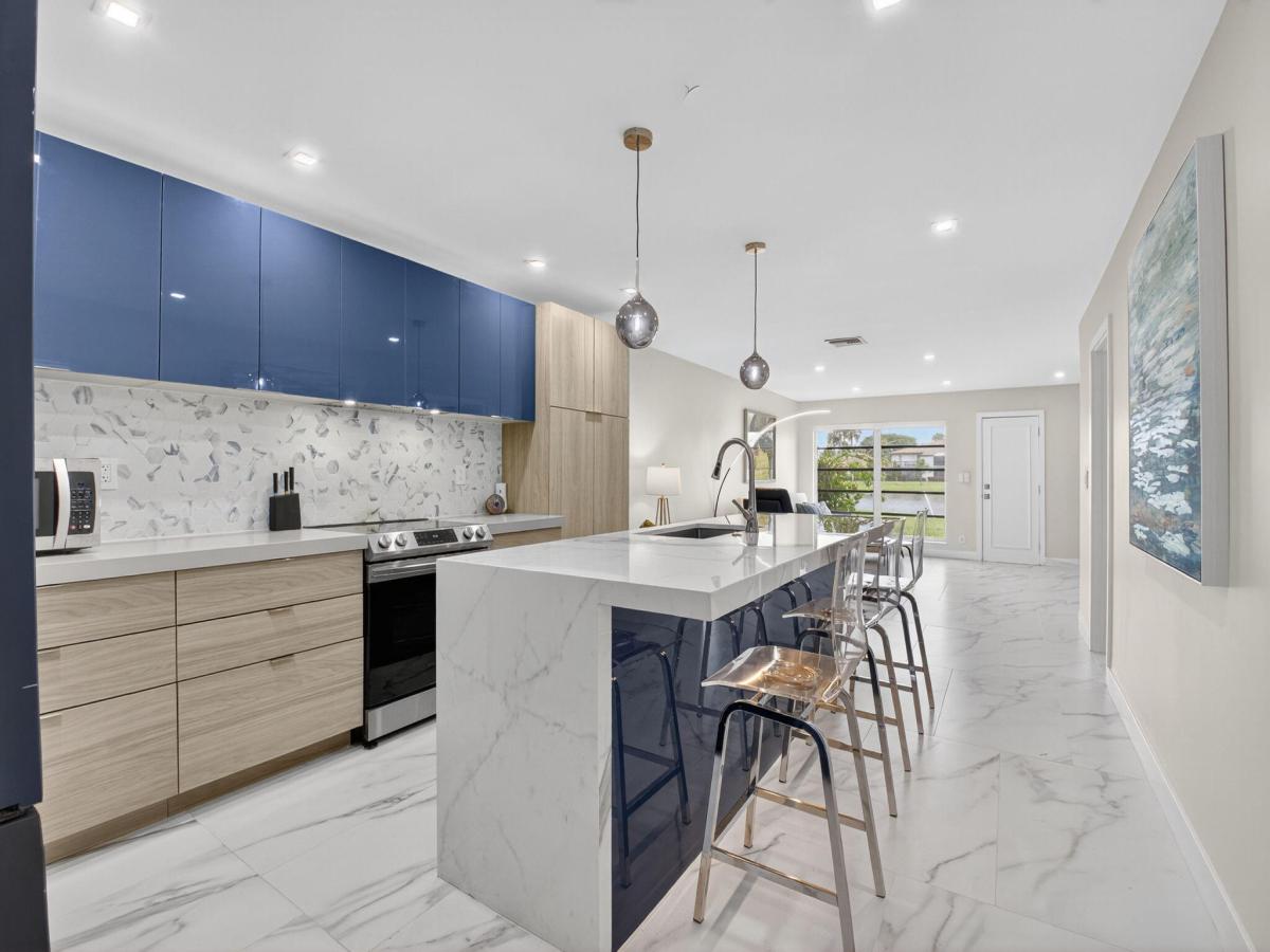 MLS #RX-11149496 image #0