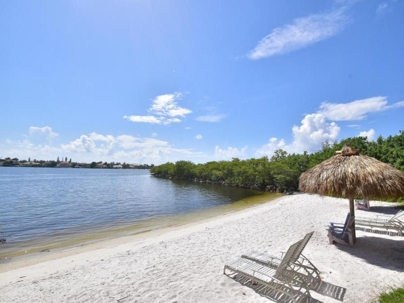 MLS #RX-11150052 image #0