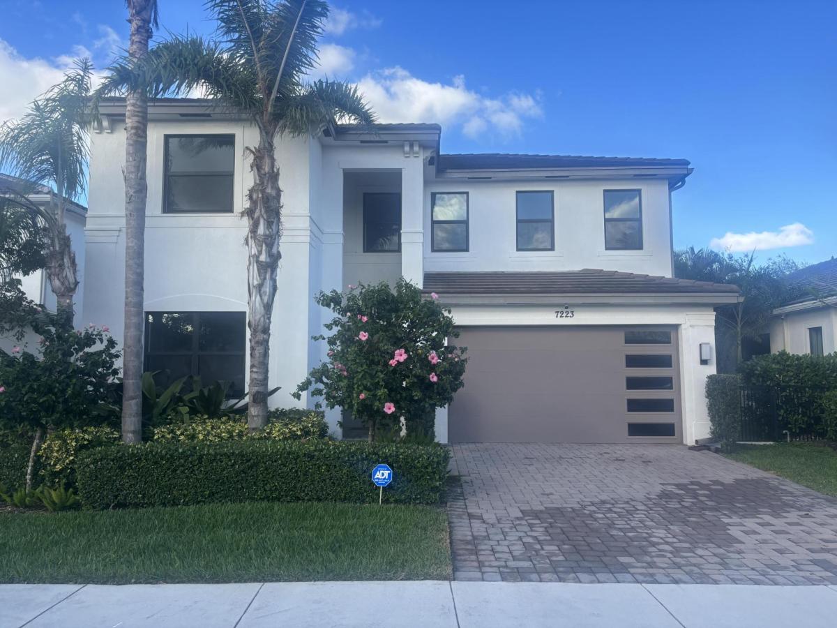 MLS #RX-11150323 image #0