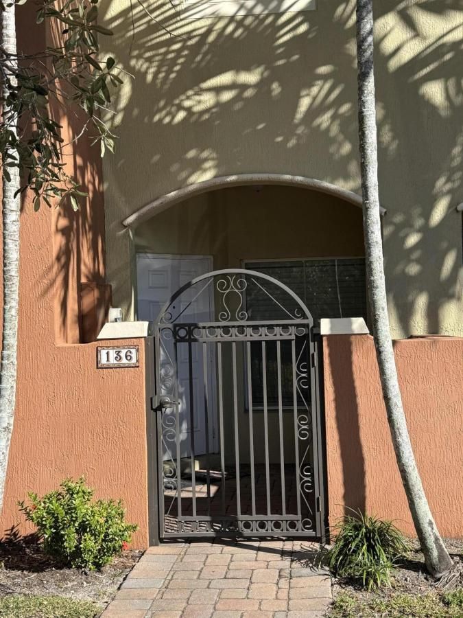 MLS #RX-11150467 image #0