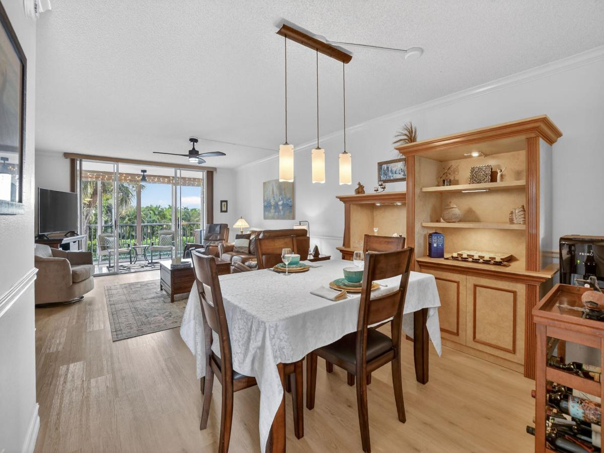 MLS #RX-11122873 image #0