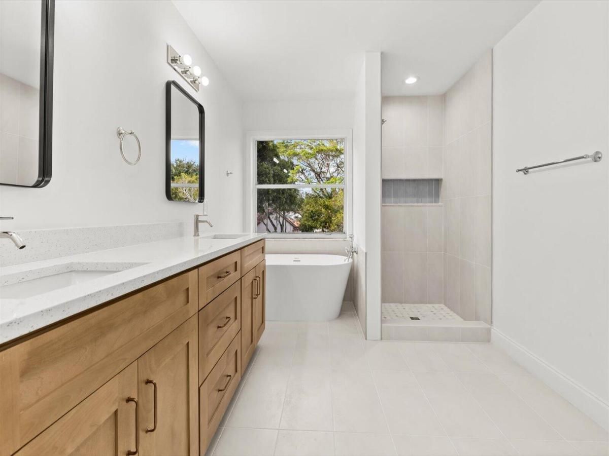 MLS #RX-11151343 image #0