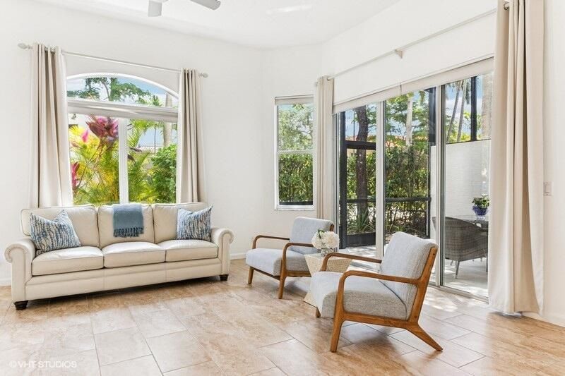 MLS #RX-11151403 image #0