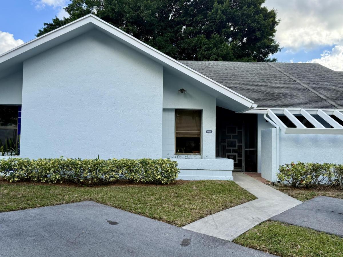 MLS #RX-11151627 image #0