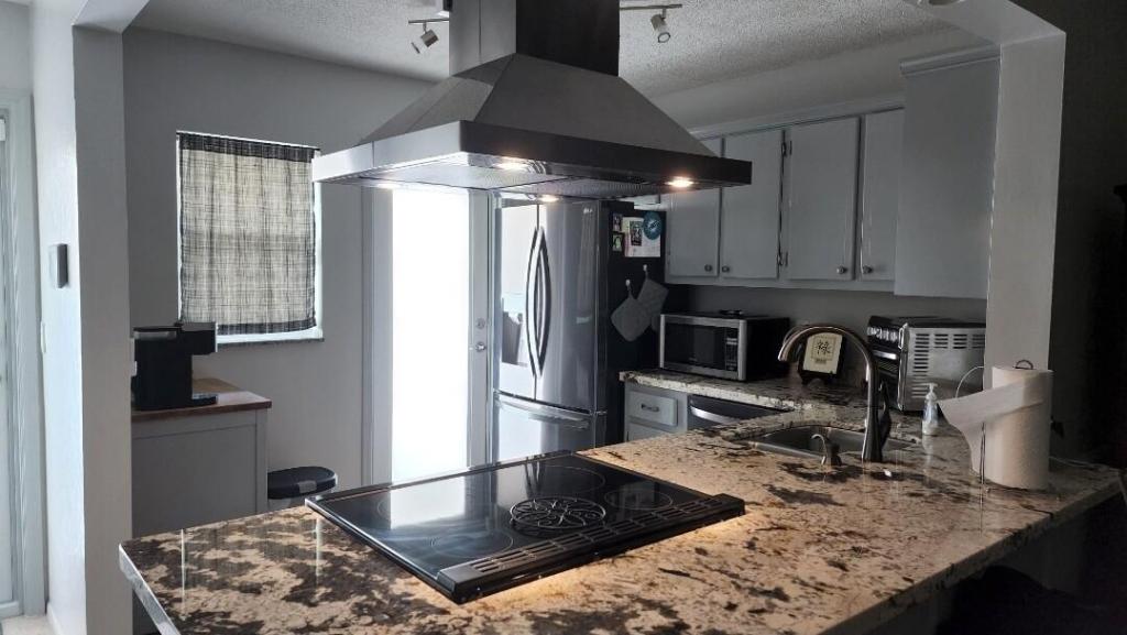 MLS #RX-11151963 image #0