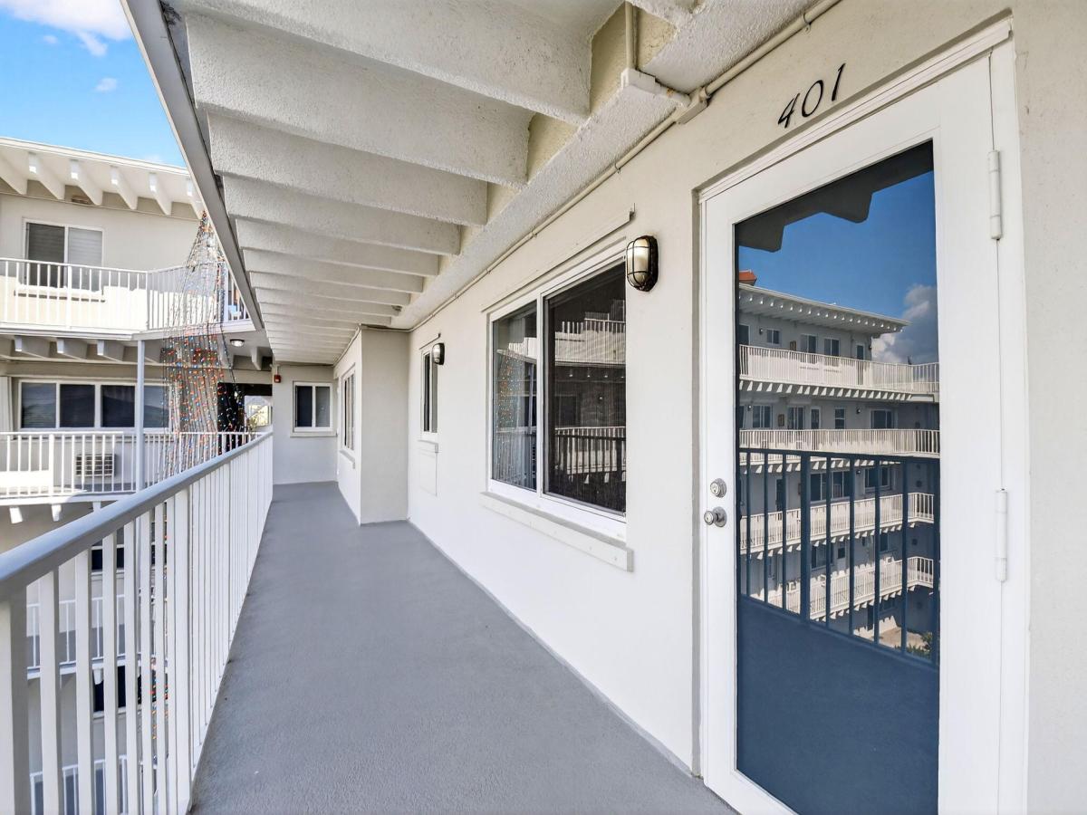 MLS #RX-11070645 image #0