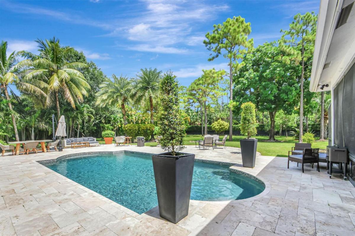 MLS #RX-11152211 image #0