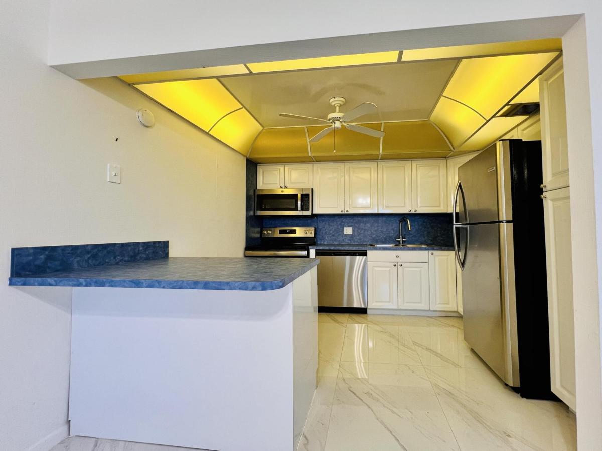 MLS #RX-11152268 image #0