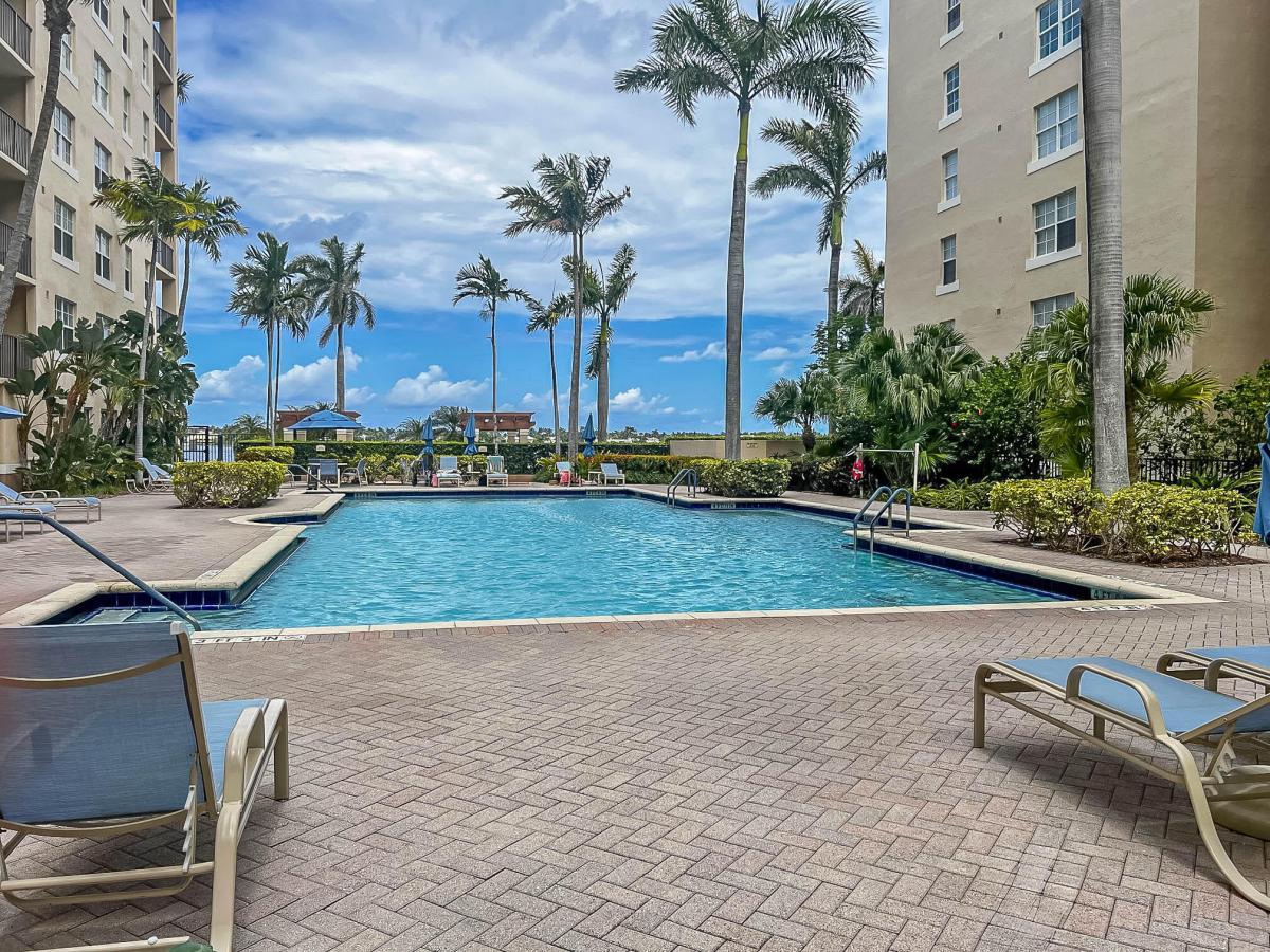 MLS #RX-11152412 image #0