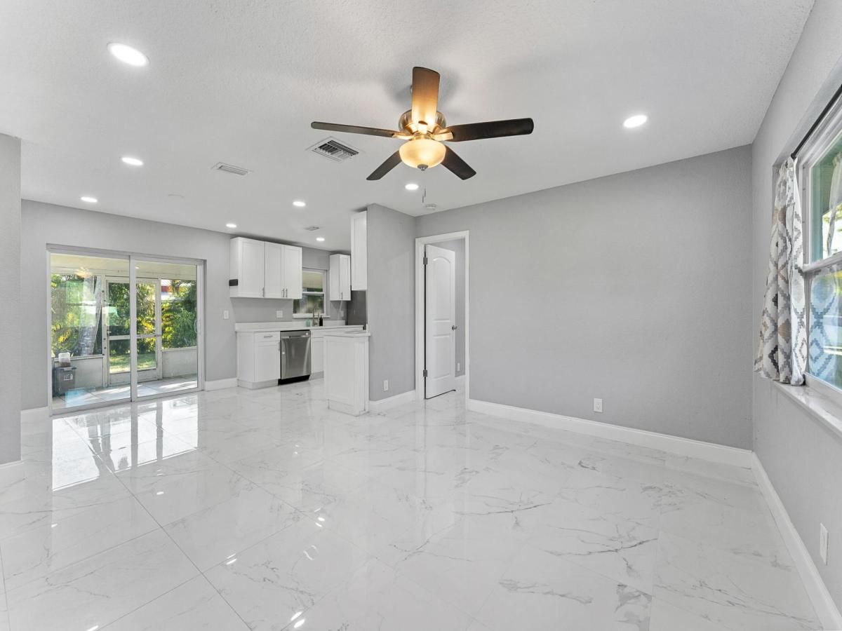 MLS #RX-11152525 image #0